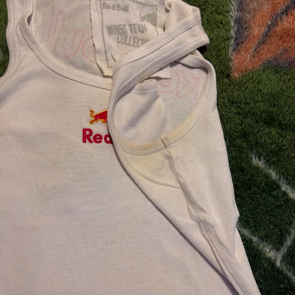 XS Red Bull Tank - Picture 4 of 5